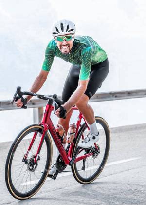 Guide auf einer Radtour der Cycling Week des Barefoot Hotels Mallorca in Portocolom.
