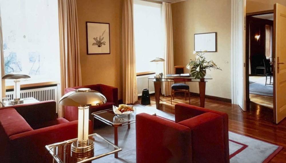 Hotelzimmer 100 Beleage-Suite, 1990 im Hotel Elephant Weimar.